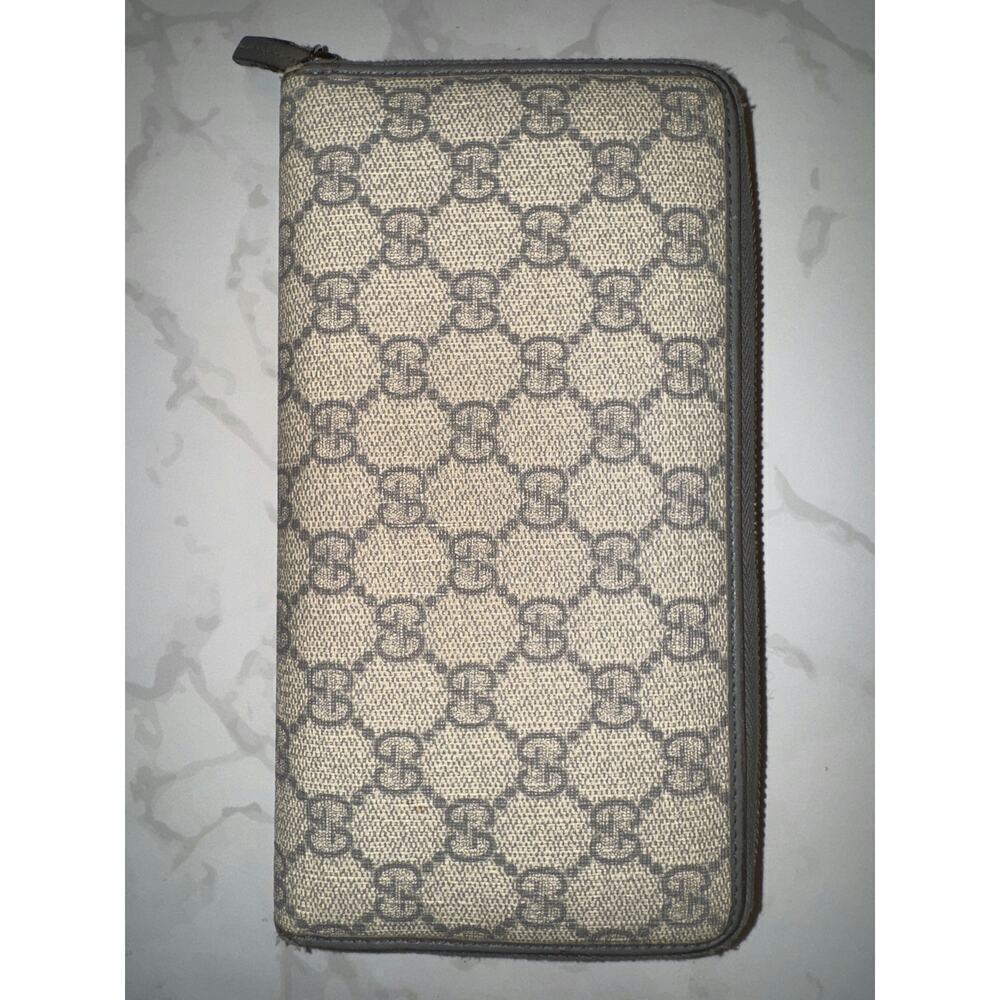 Gucci GG Supreme Long Wallet - Good Condition